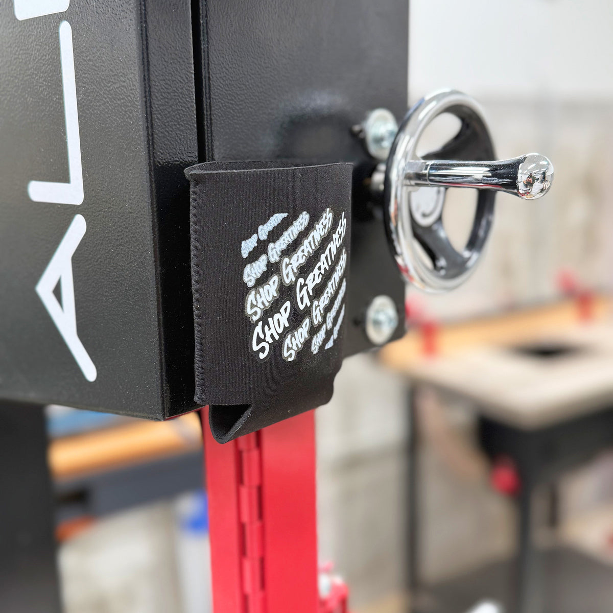 Magnetic Beverage Sleeve - Shop Greatness