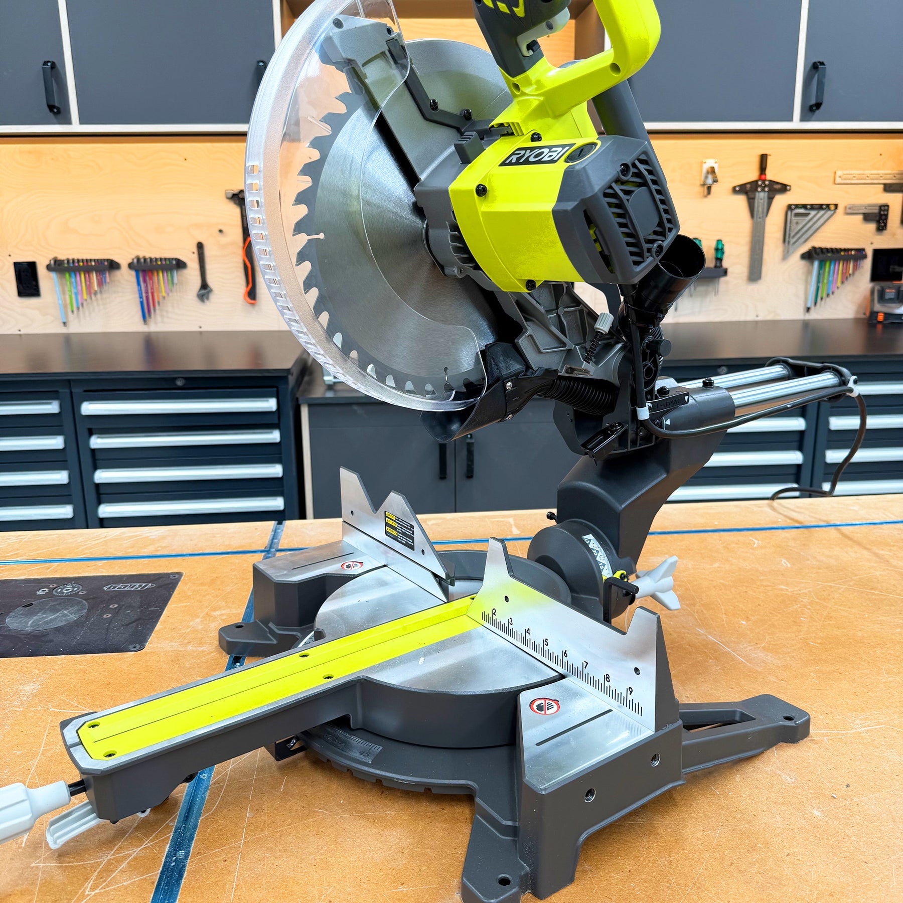 Dust Collection Chute for Ryobi Sliding Miter Saw