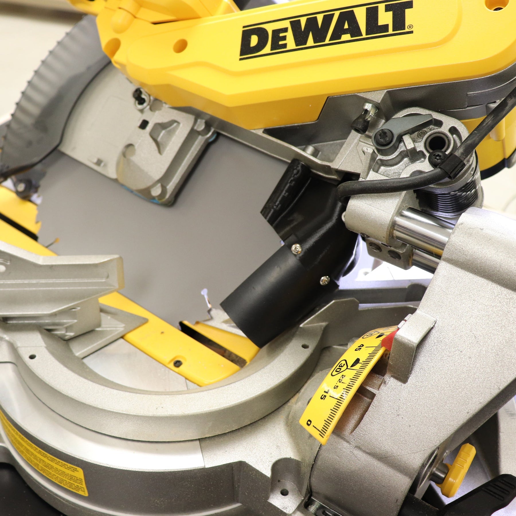 DeWalt DW718 Sliding Miter Saw Dust Collection - Shop Nation Store